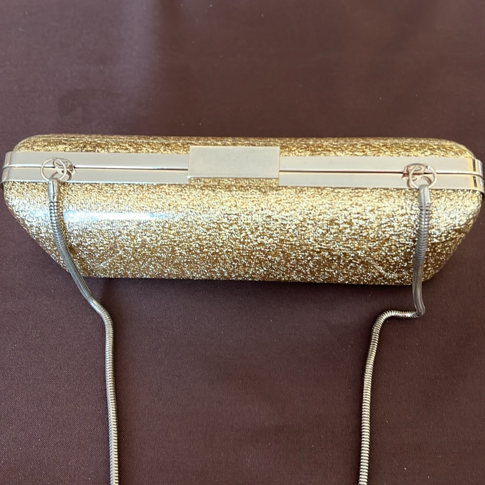Reiss Gold Clutch - Picture 3 of 5